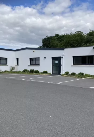 construction Cabinet médical 56