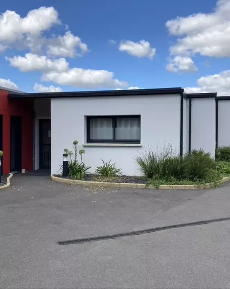 construction Cabinet médical 56