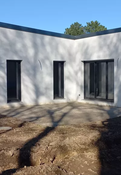 Construction Maison moderne de plain-pied 56
